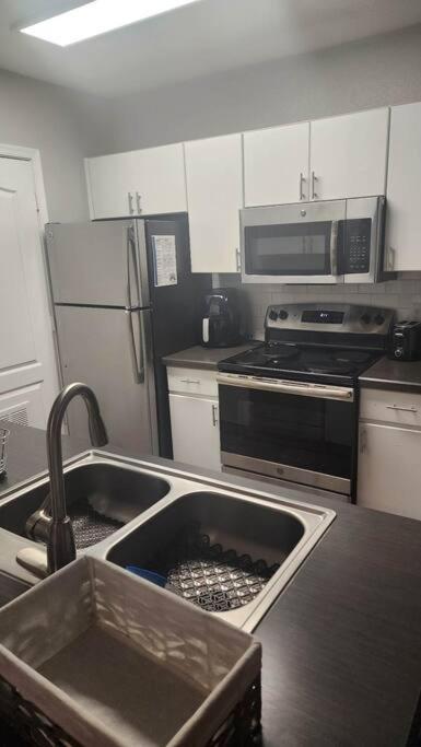 Modern 2Br Oasis! Apartment Phoenix Luaran gambar